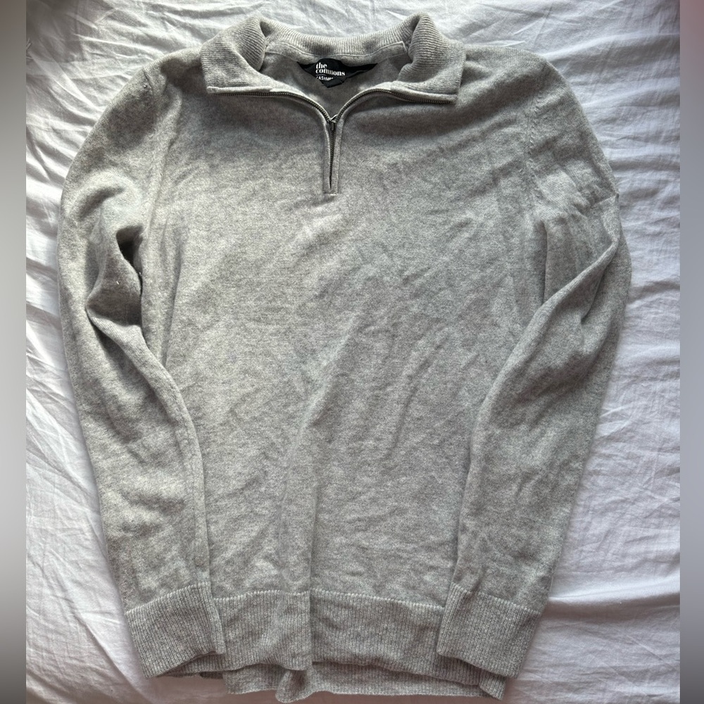 Men’s The Commons Cashmere Sweater in Size M